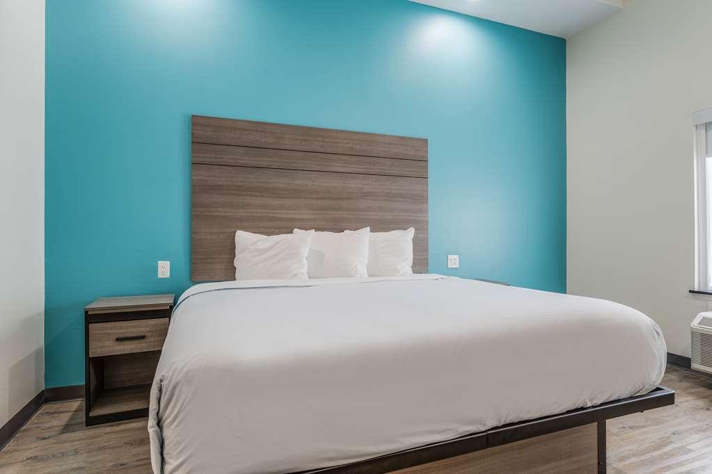 Americas Best Value Inn & Suites Katy Room photo